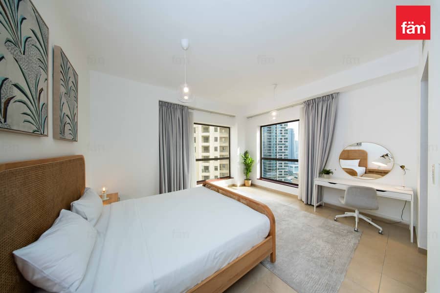 High Floor / High ROI / Vacant On Transfer High Floor / High ROI / Vacant On Transfer
