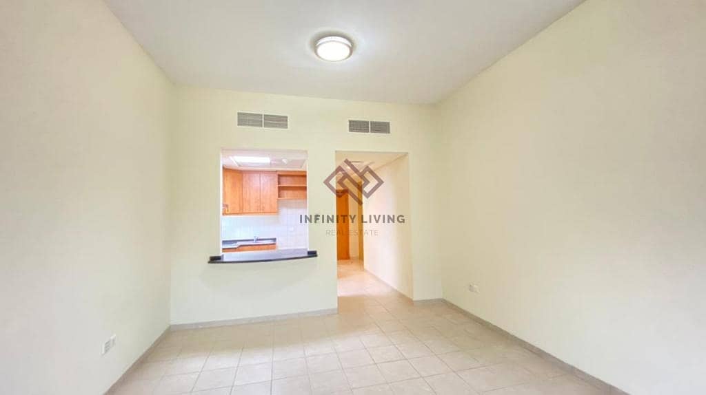 Modern Spacious Studio Apartment For Sale | Vacant On Transfer | Close To Metro Modern Spacious Studio Apartment For Sale | Vacant On Transfer | Close To Metro