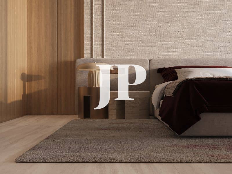 17 Ruby_Bedroom_C01_Post. jpg