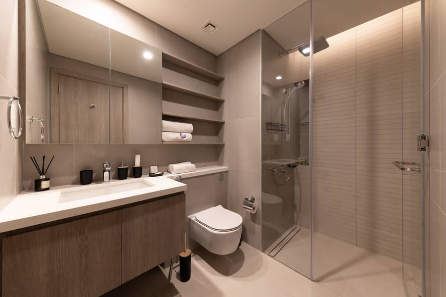 Bright 2BR Apartment near Marina Walk & JBR Beach | LIV - Image 9