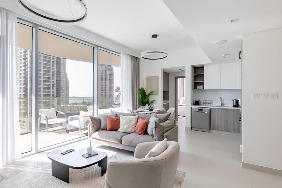 Bright 2BR Apartment near Marina Walk & JBR Beach | LIV - Image 17