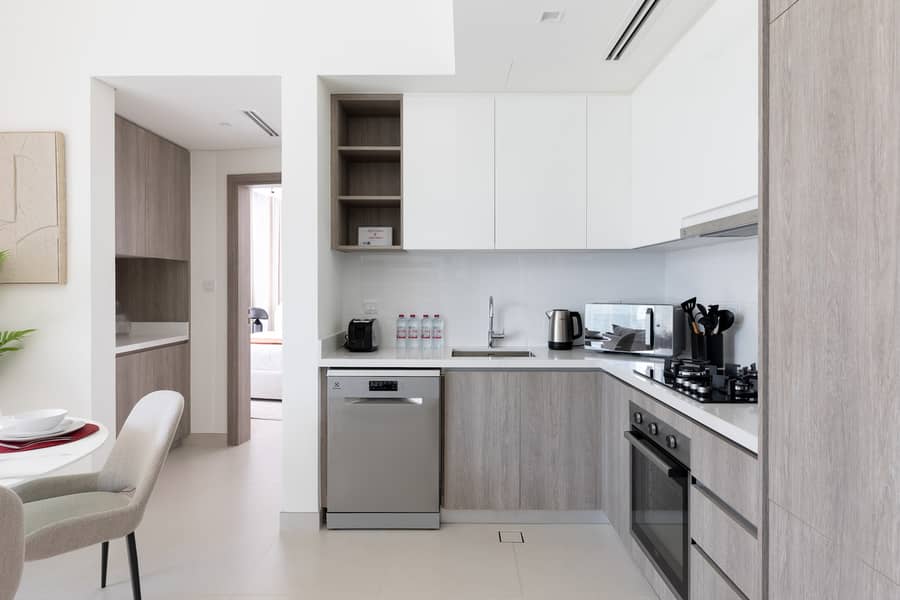 Bright 2BR Apartment near Marina Walk & JBR Beach | LIV - Image 19