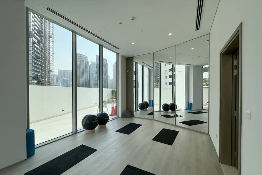 Bright 2BR Apartment near Marina Walk & JBR Beach | LIV - Image 28