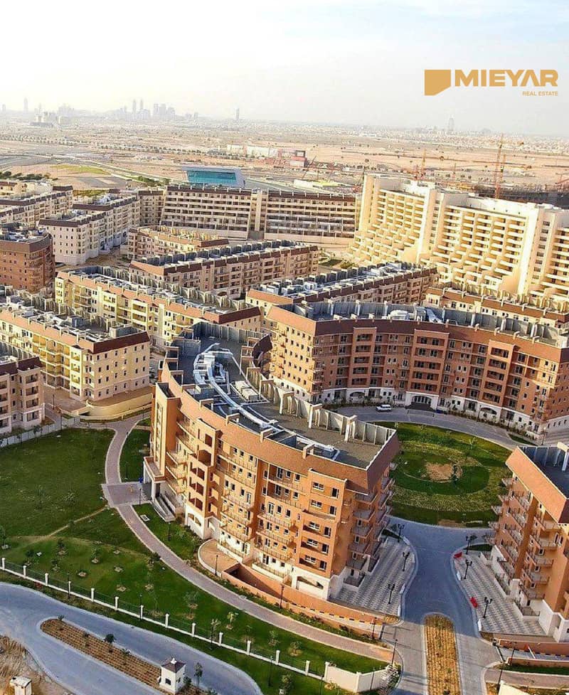 6 aqua_properties-the_community_motor_city-motor_city-apt-misc-brochure-001-images-5. jpg