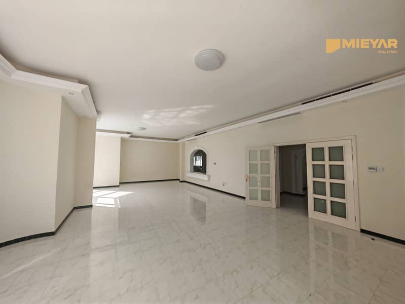 2 44ab8c3b-edc2-4e56-b9a6-26dd78ba84d7. jpg