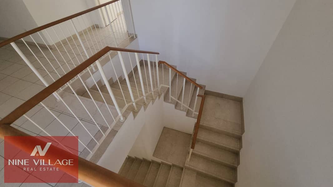 Spacious and well-maintained Type 8 Villa in Meadows 2, single row corner unit with lake and park views