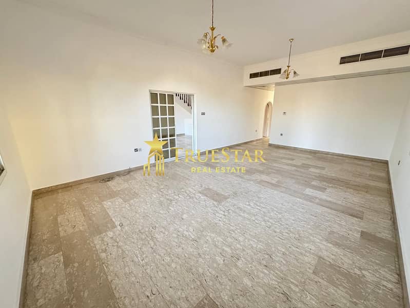 SPACIOUS 4BR+MAIDS HUGE PRIVATE GARDEN POOL INDEPENDENT VILLA