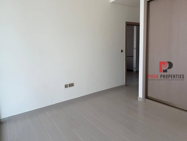 Smart Home | Ready to Move | High End Finishing