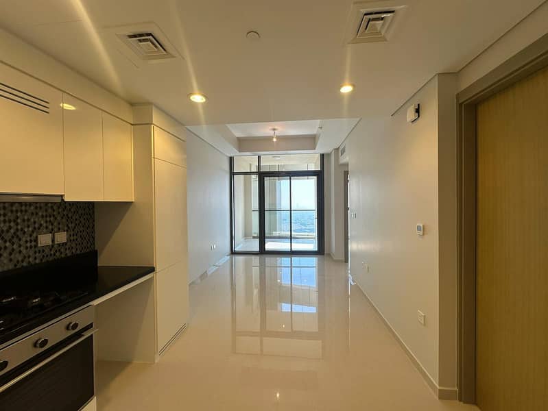 2BR Apartment | Aykon City Tower C Arabian Sea, The Iconic Burj Al Arab, and The bustling Sheikh Zayed RoadViews | Balcony Access