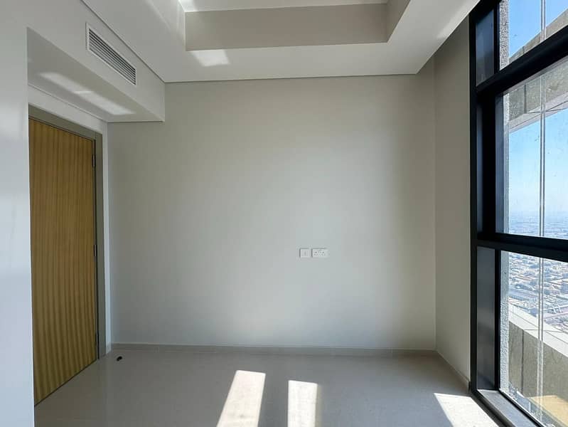 2BR Apartment | Aykon City Tower C Arabian Sea, The Iconic Burj Al Arab, and The bustling Sheikh Zayed RoadViews | Balcony Access