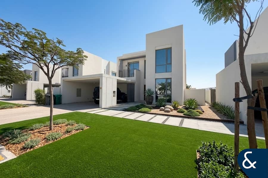 Single Row | Golf Course Community | 4 Bed Single Row | Golf Course Community | 4 Bed