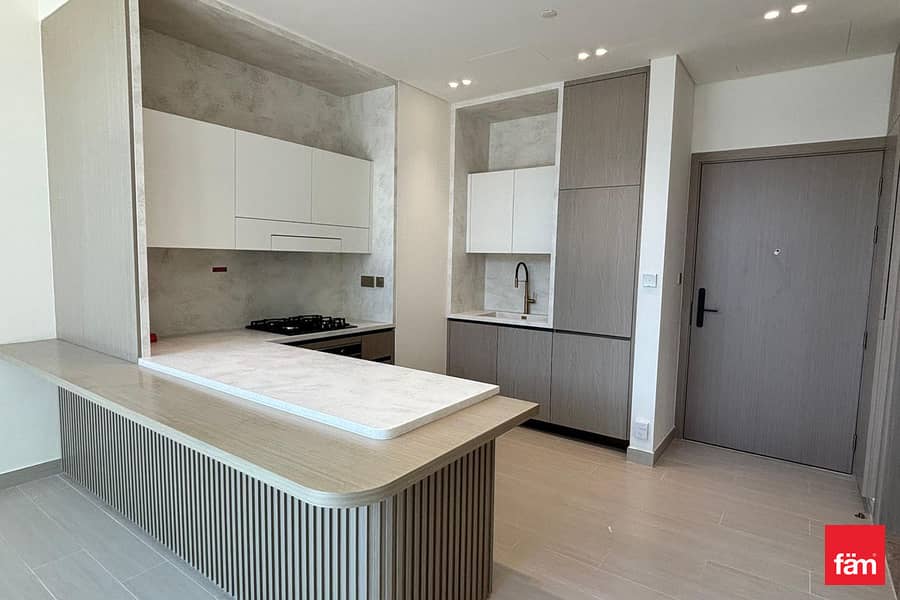 Brand New 1BR | Private Pool | High Floor | Vacant Brand New 1BR | Private Pool | High Floor | Vacant