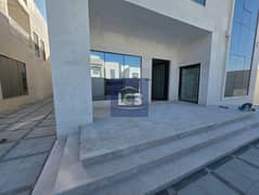 فیلا في مدينة شخبوط 5 غرف 220000 درهم - 14209624