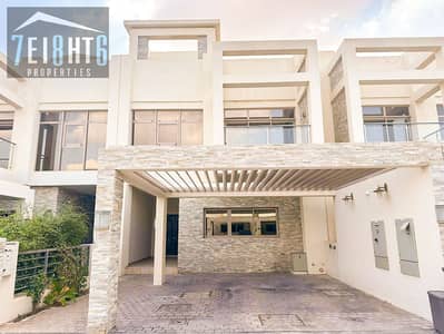 3 Schlafzimmer Villa zum zur Miete in Nad Al Sheba, Dubai - main. jpg