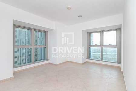 2 Bedroom Apartment for Sale in Dubai Marina, Dubai - Vacant 2 Bedroom Apt | Excellent Location 2 Bedroom Apartment for Sale in Dubai Marina, Dubai - Vacant 2 Bedroom Apt | Excellent Location