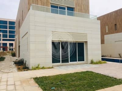 Live in luxury villa with own pool! Live in luxury villa with own pool!