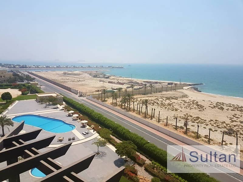 Amazing Huge Loft Studio Sea View High Floor Amazing Huge Loft Studio Sea View High Floor
