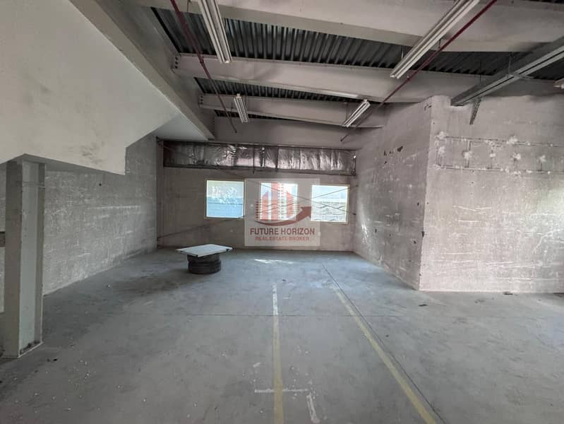 9 9.2500 sq Ft in Jebal ali. jpeg