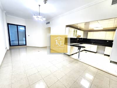 2 Slaapkamers Appartement te Huur in Bur Dubai, Dubai - 20251031_171226. jpg 2 Slaapkamers Appartement te Huur in Bur Dubai, Dubai - 20251031_171226. jpg