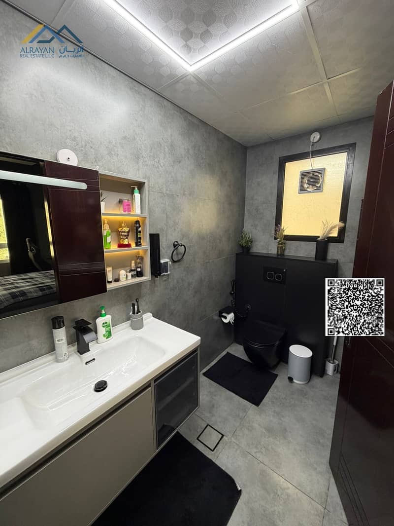 15 be3b1b85-2369-41a7-ac41-cf69a0cb5c2a. jpg