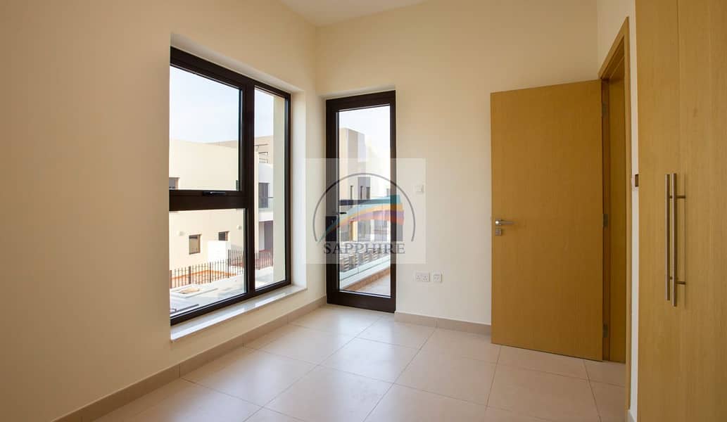 5 warsan_souk_townhouses_leasing08-1240x720. jpeg