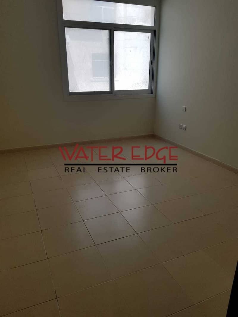 Maintained 1BR with Balcony in Mazaya