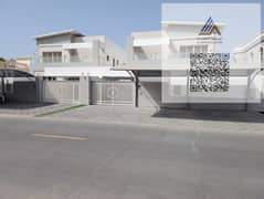 فيلا للبيع بعجمان بمنطقه الروضه مع الكهرباء والمياه والمكيفات