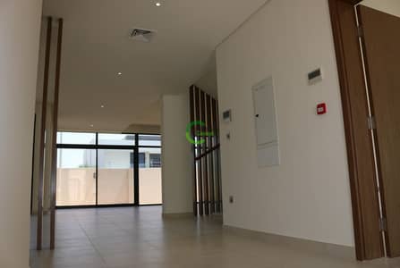 Ready To Move In A Brand New 4 BR Villas in Yas. Ready To Move In A Brand New 4 BR Villas in Yas.