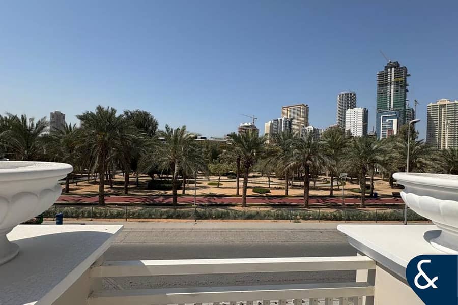 BRAND NEW | Private Elevator | Original Price BRAND NEW | Private Elevator | Original Price