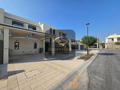 تاون هاوس في جزيرة فالكون،قرية الحمراء 2 غرف 2100000 درهم - 14415483