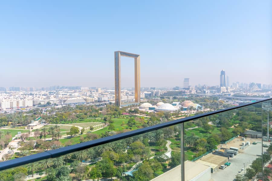 8 Balcony - 1. jpg