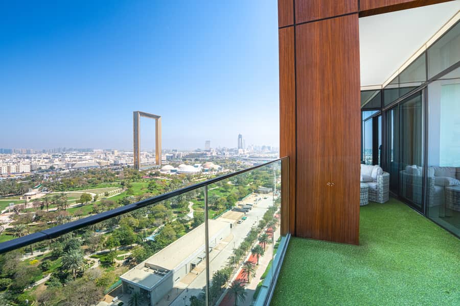 15 Balcony - 2. jpg
