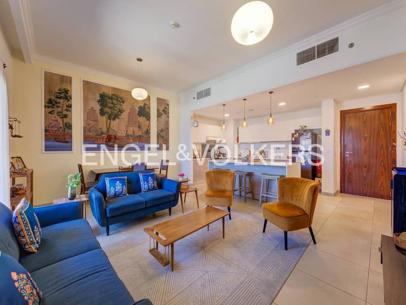 Vacant on Transfer | High Floor | Great Condition Vacant on Transfer | High Floor | Great Condition