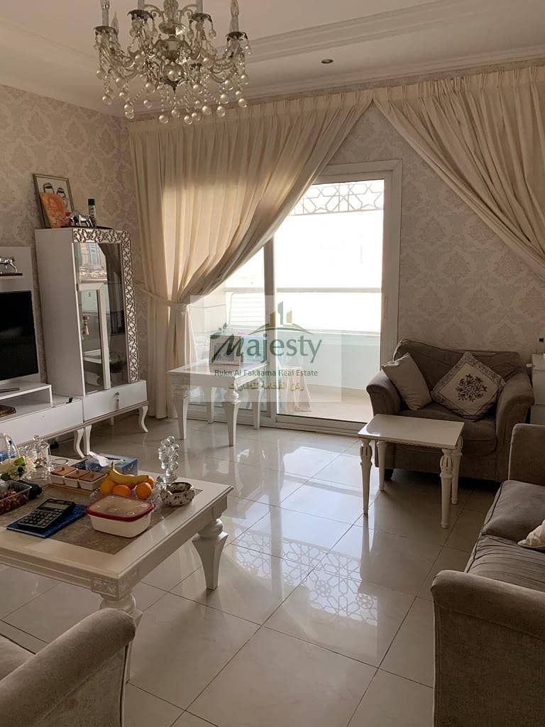 شقة مميزة للبيع بسعر لقطه . شقة مميزة للبيع بسعر لقطه .