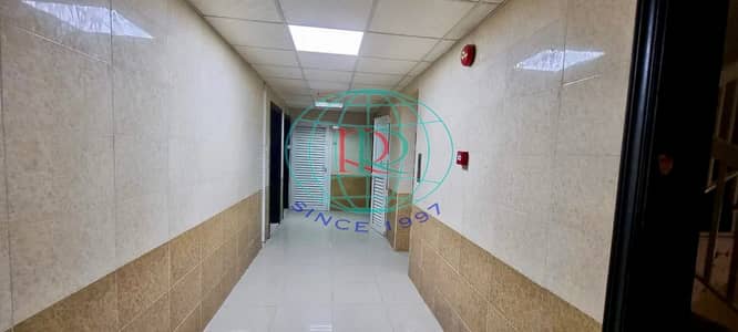 استوديو للايجار في تجارية مويلح، الشارقة - IMG_4703. jpeg استوديو للايجار في تجارية مويلح، الشارقة - IMG_4703. jpeg