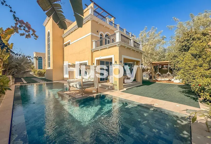 Exclusive | Fully Upgraded | Private Pool in Jumeirah Park