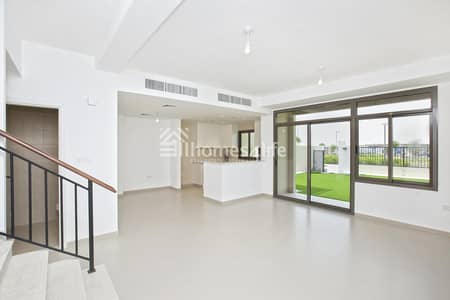 Be Amazed by the fascinating view in Town Square | Different Layout | Beautiful Community Be Amazed by the fascinating view in Town Square | Different Layout | Beautiful Community