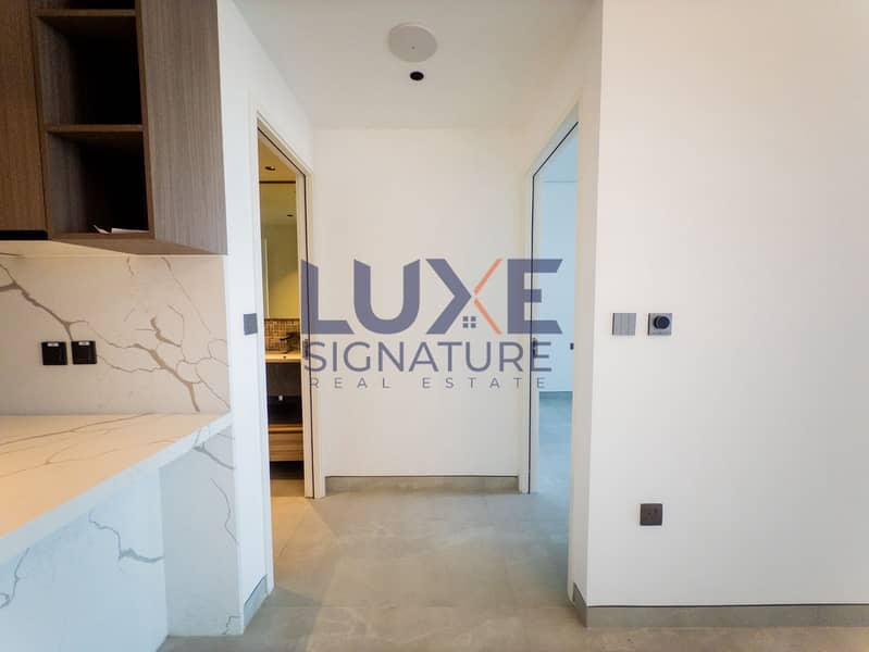 INVESTOR DEAL || SPACIOUS 1BHK || BRAND NEW BUILDING - 5