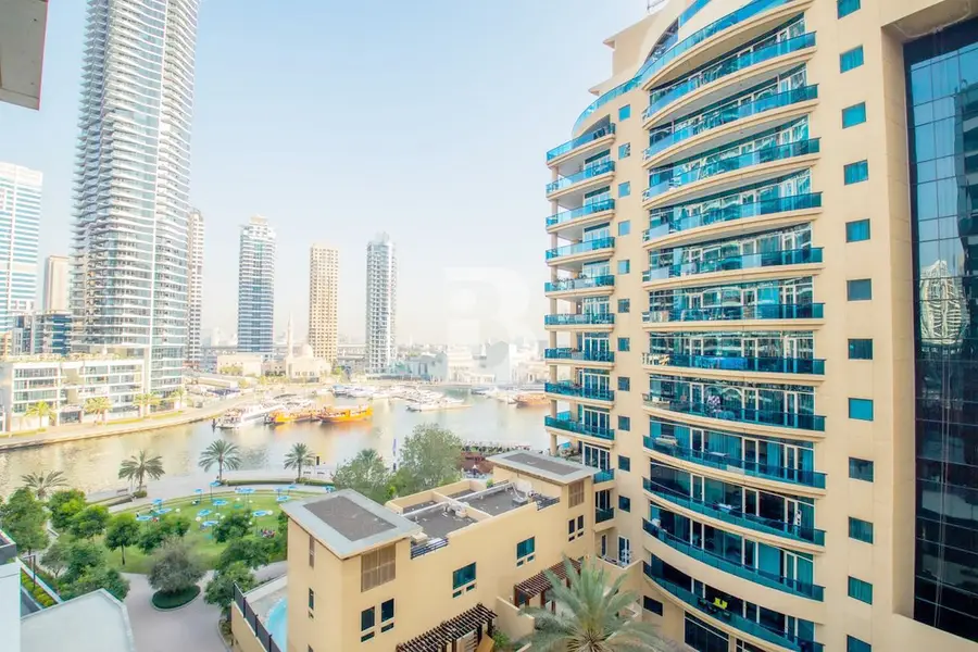 Apartment for sale in Dubai Marina, Dubai — AED 1.25M