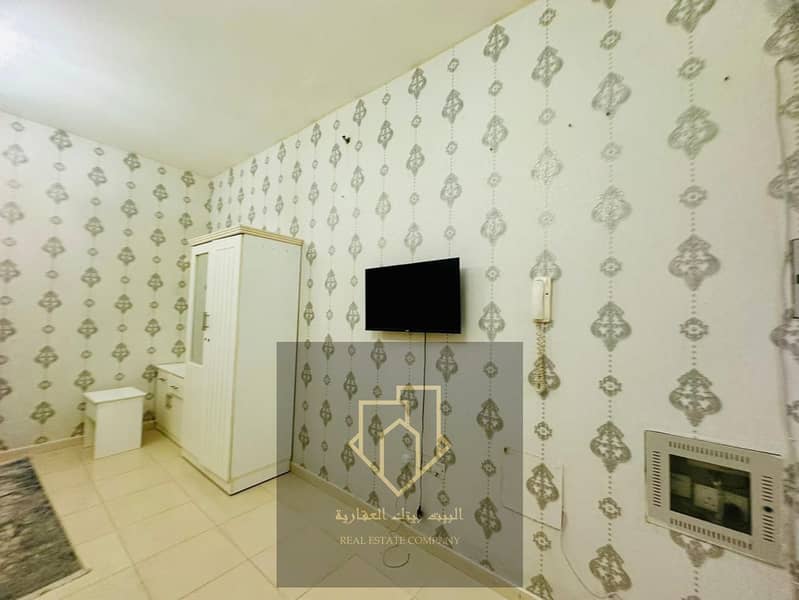 Excellent location - Large area - Close to the Dubai and Sharjah exit - Close to all services - Free parking-Swimming pool - Gym - View 6