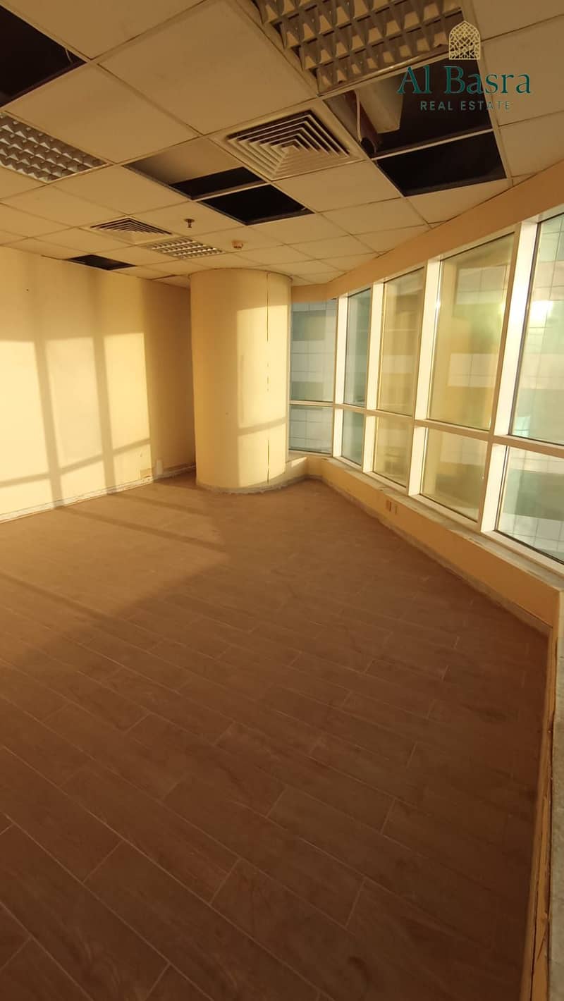 15 ready-to-move-office-al-majaz-sharjah. jpeg