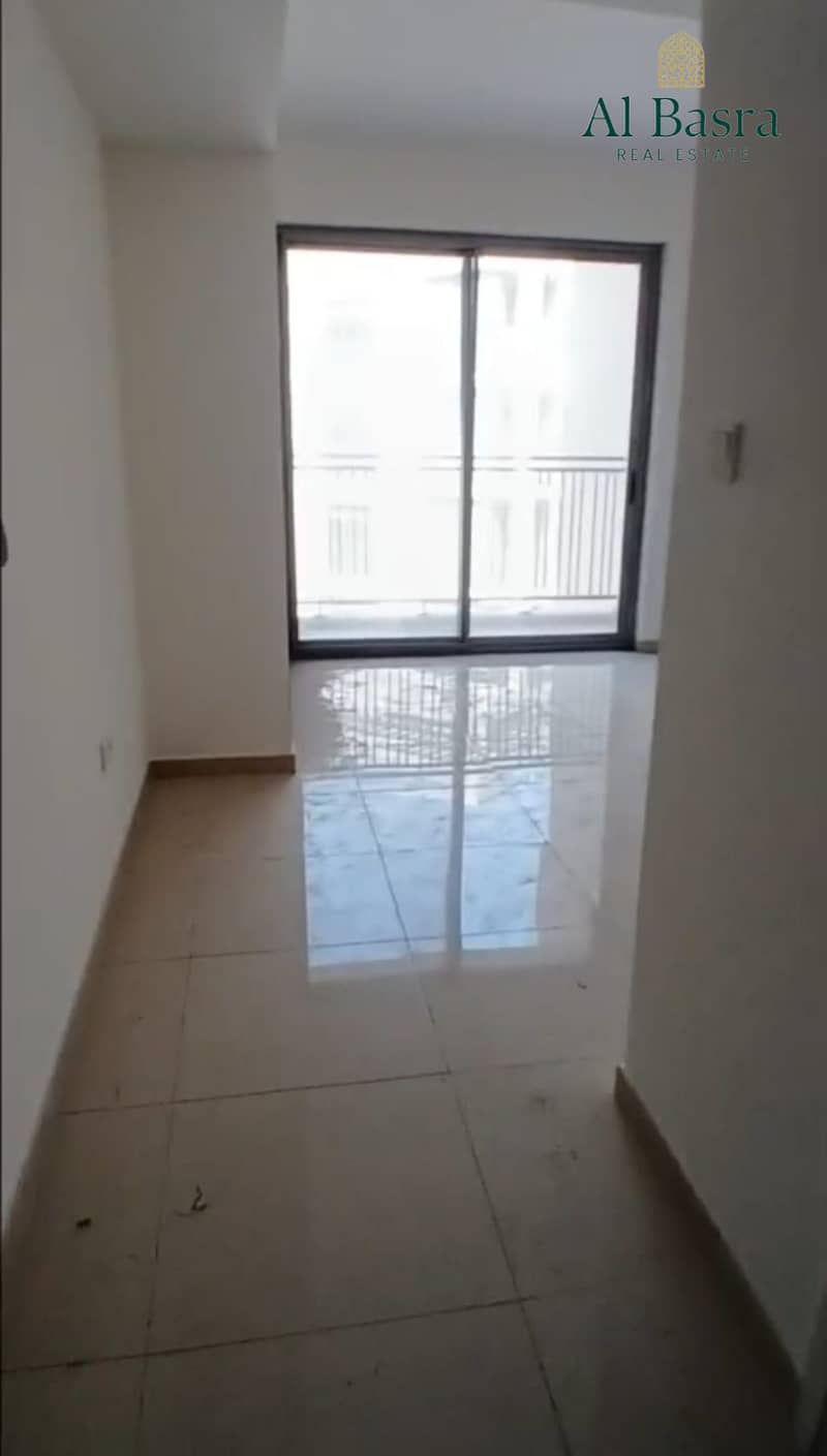 5 studio-for-sale-uptown-al-zahia-sharjah-ready-to-move-living-area-2. jpeg