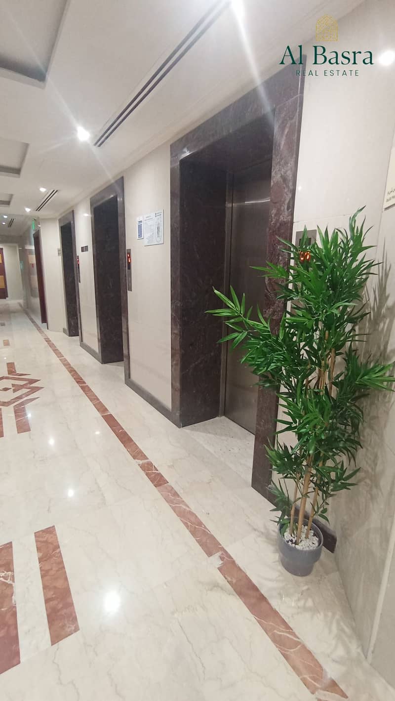 13 business-office-space-al-majaz-2-3. jpg