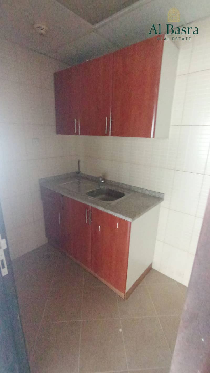 8 office-kitchen-sharjah. jpg