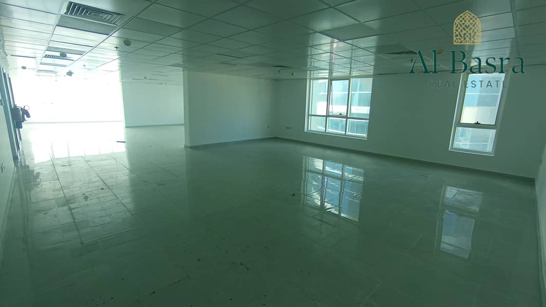10 corniche-facing-office-sharjah-2. jpg