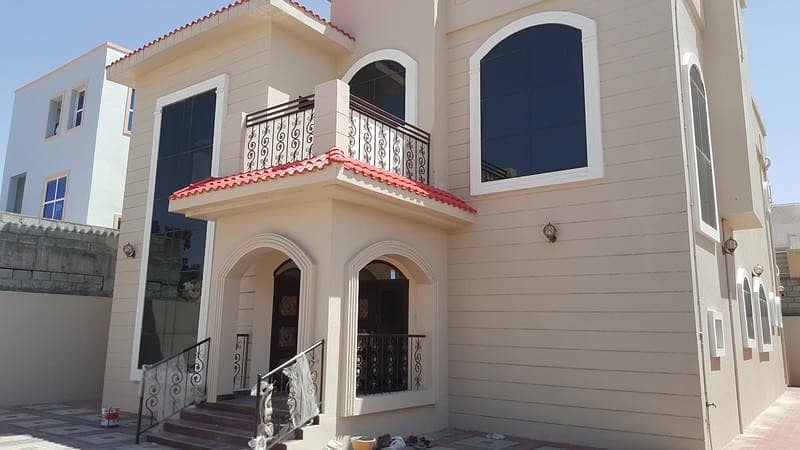 Villa 6 rooms opposite the mosque and close to Sheikh Ammar Street