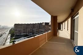 شقة في دير الهلال 2،دير الهلال،أب تاون موتور سيتي،موتور سيتي 3 غرف 2390000 درهم - 14450938