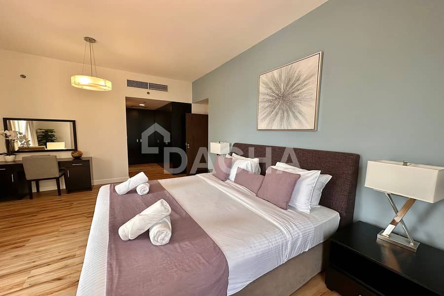 Marina and Sea View | High Floor! Marina and Sea View | High Floor!