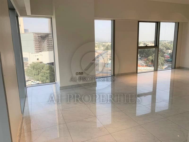 Corner Studio with Kitchen Appliances in DIFC Corner Studio with Kitchen Appliances in DIFC