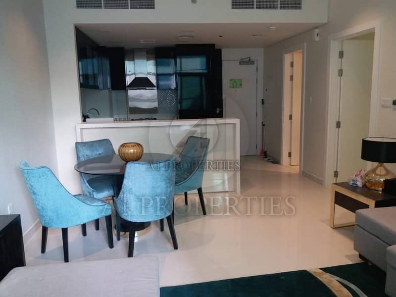 Huge 2 Bedrooms Huge 2 Bedrooms